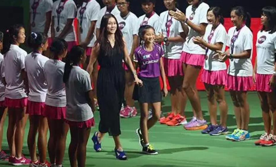 如今的李娜状况如何,李娜现状图