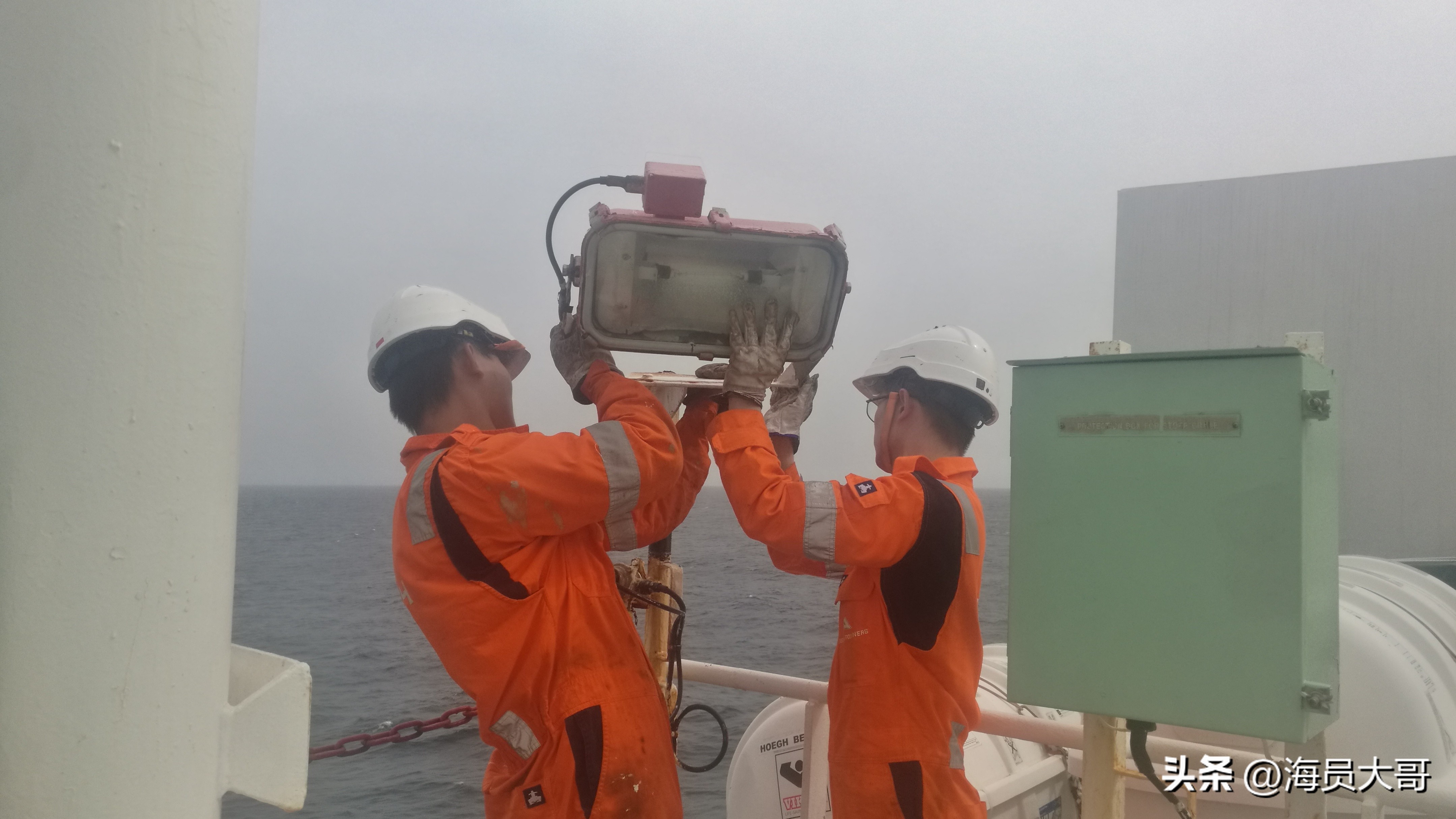 我，航海13年，工作赚360万，兼职赚860万，还是觉得跑船路子宽