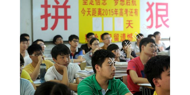 父母离婚为什么孩子老是心里难受,为什么父母离婚的孩子都很懂事