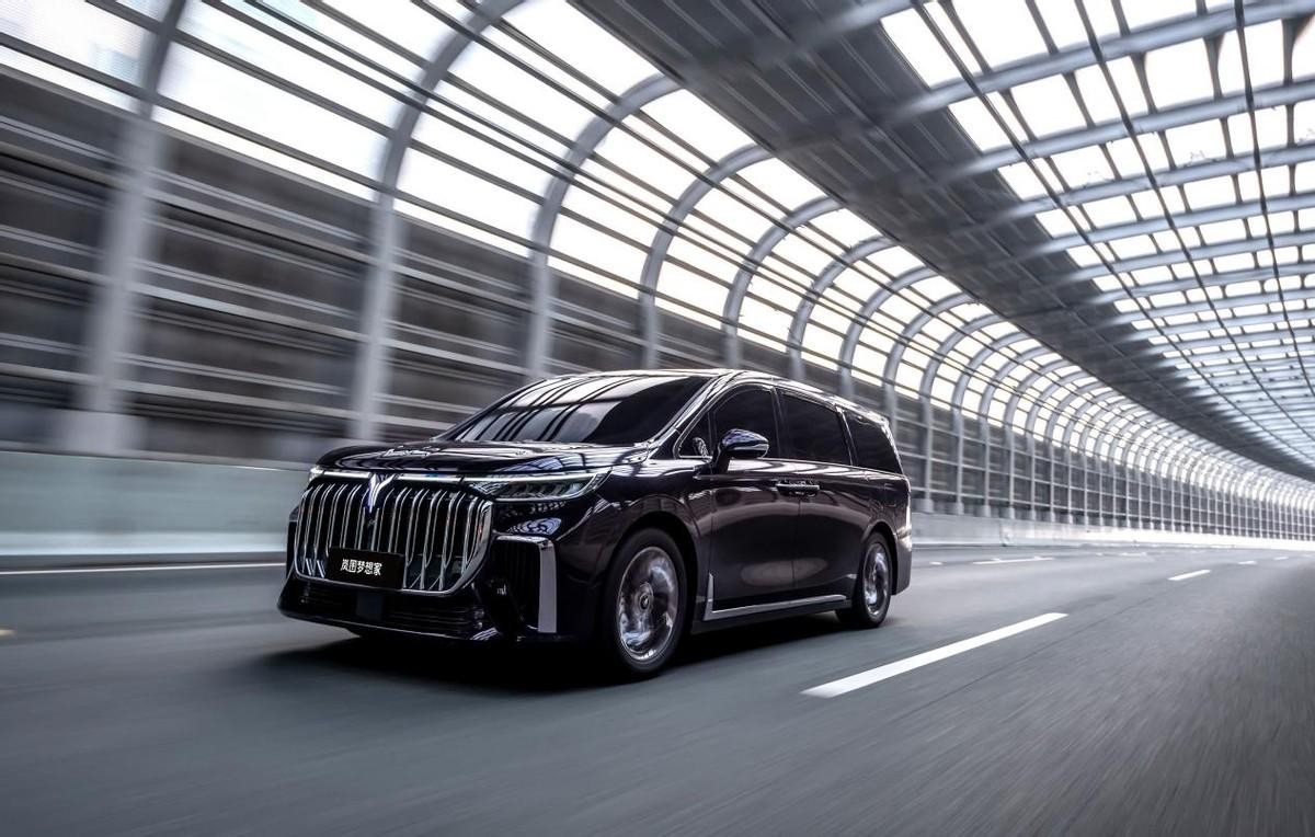 值得购买的mpv家用,24款岚图梦想家mpv是增程还是纯电