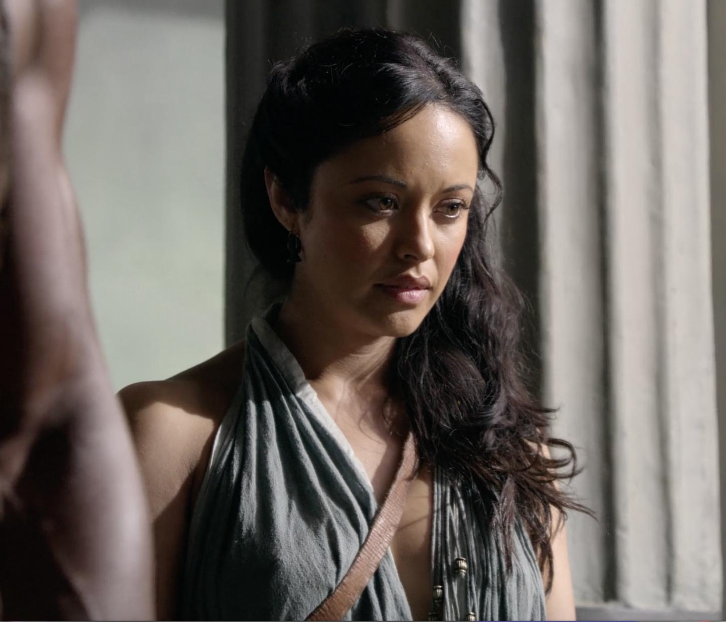 斯巴达克斯黑吃黑类型美剧推荐,美剧斯巴达克斯各主角剧照