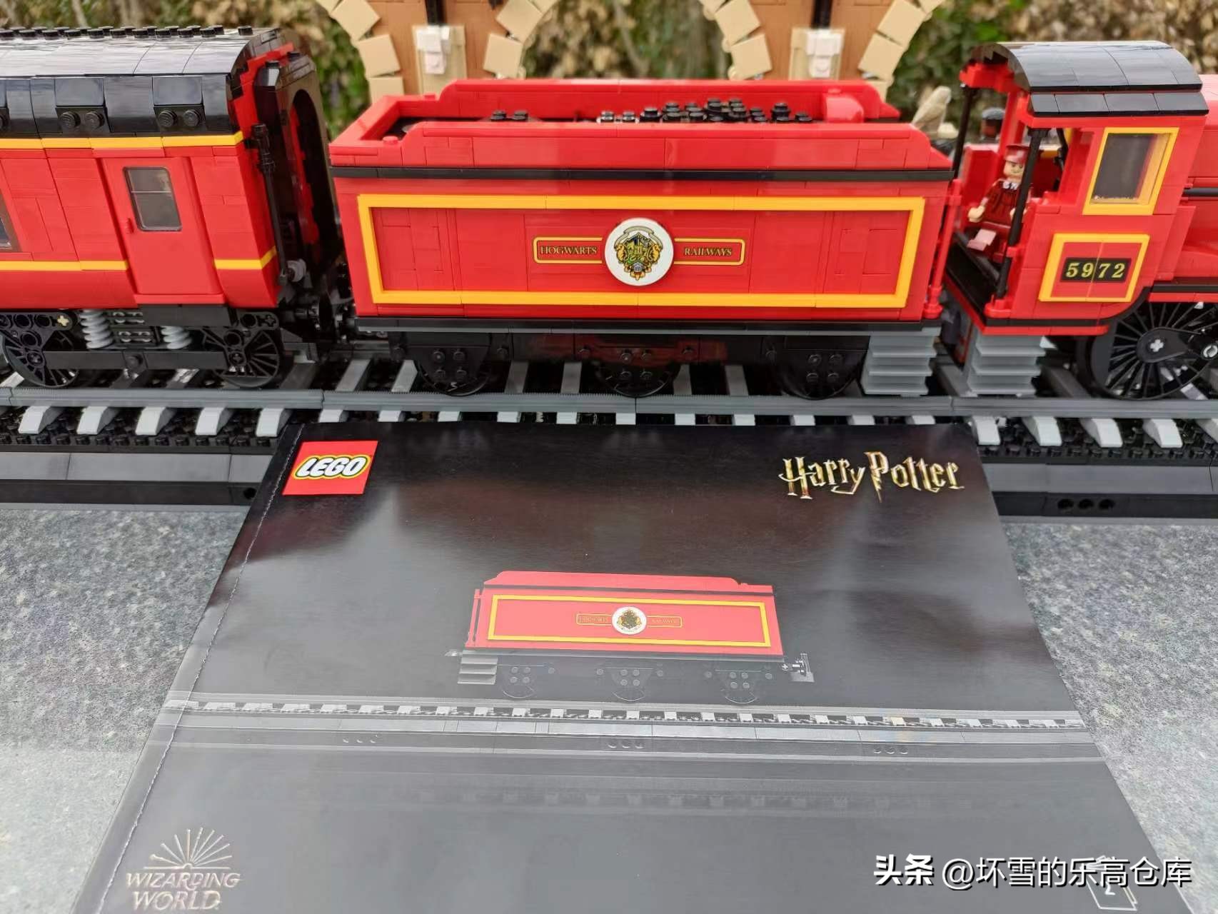 边看哈利波特，边拼乐高：爆肝试玩76405霍格沃茨特快
