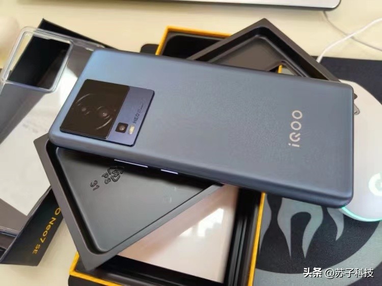 千元机的“卧龙凤雏”：堪称性价比之王，买了就赚到了