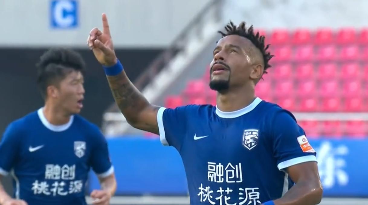 中超黑马一战刷爆队史纪录,中国足球名足李金羽