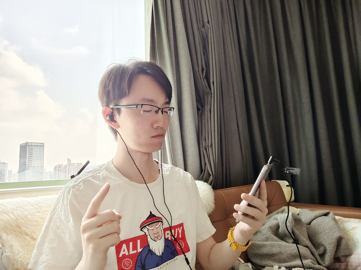 雷蛇耳机有线入耳式测评,舒适感强的hifi耳机