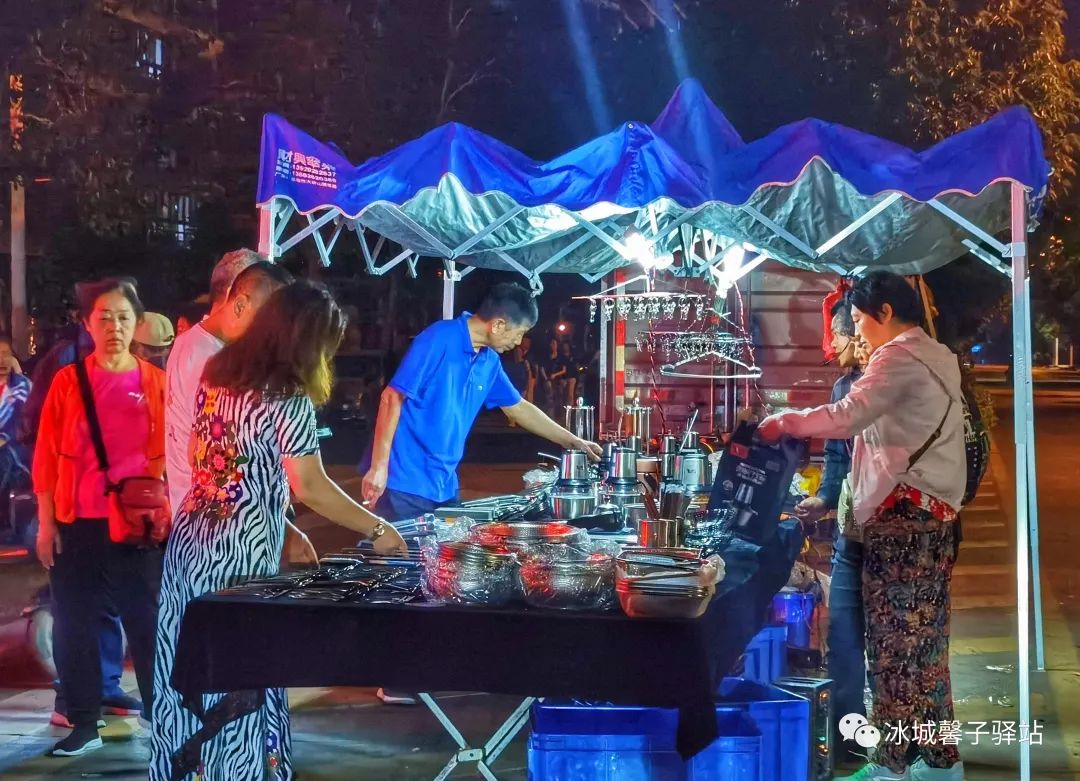 海南九所夜市,三亚九所夜市