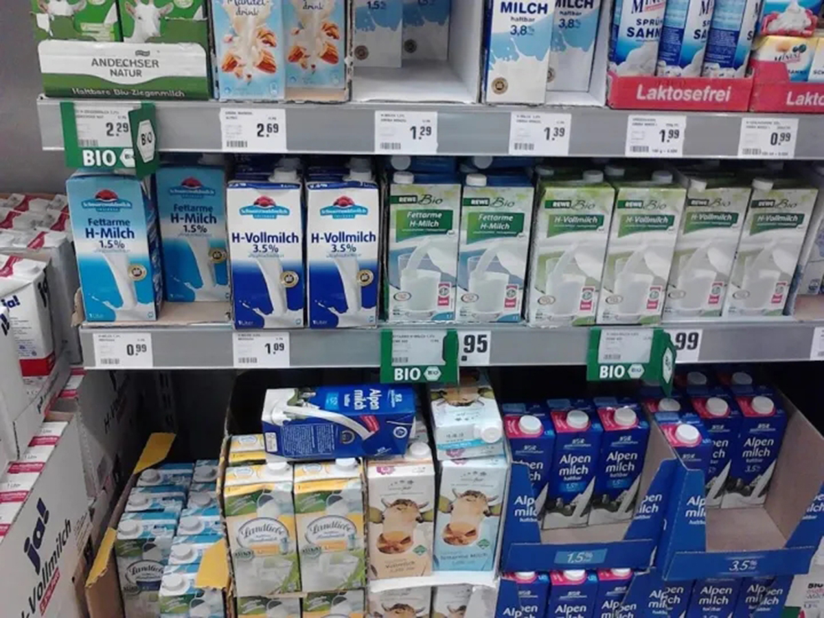 科技与狠活？脱脂牛奶是啥？相比于全脂牛奶，脱脂牛奶是智商税吗