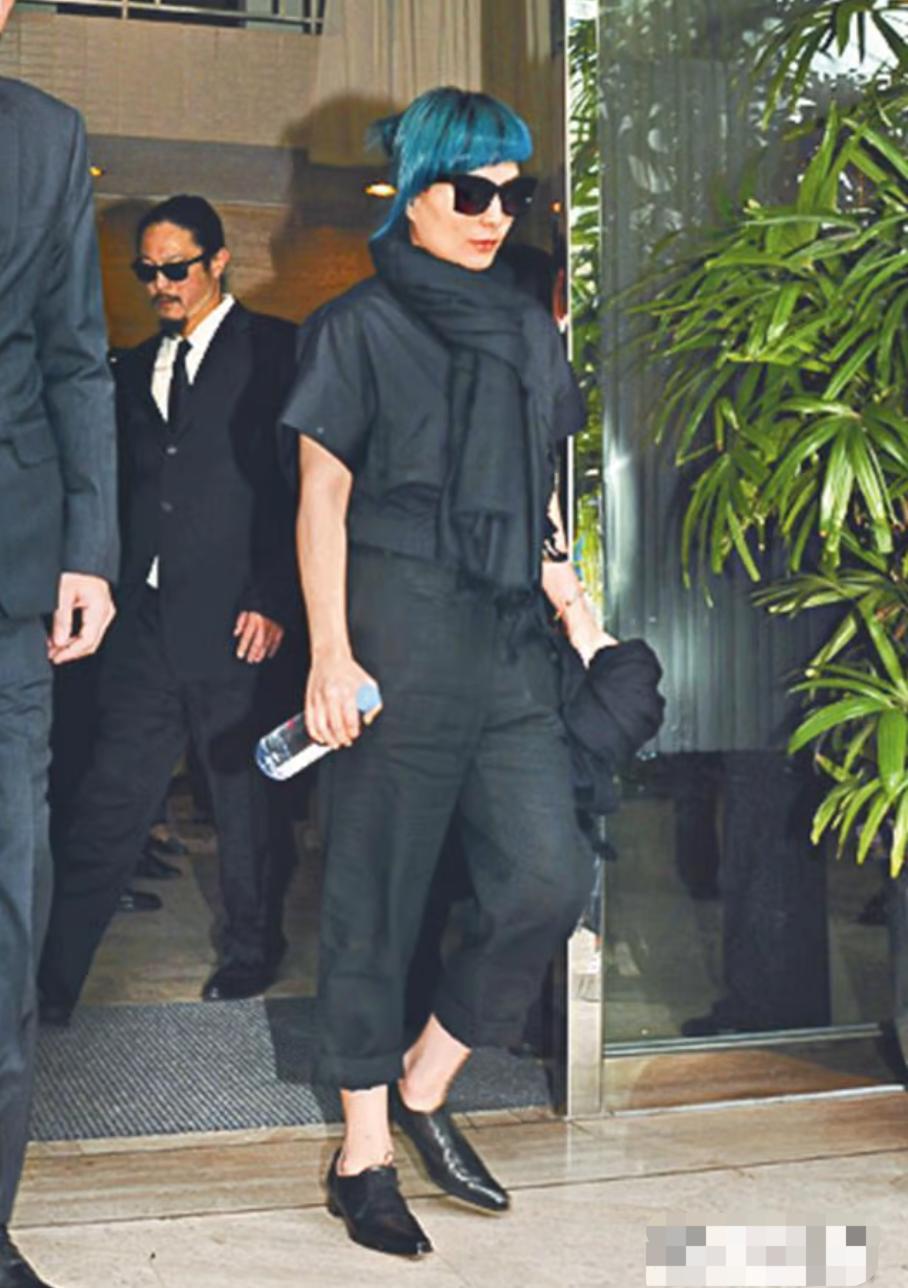 蓝琼缨因为什么去世,赌王二太蓝琼缨传奇的一生