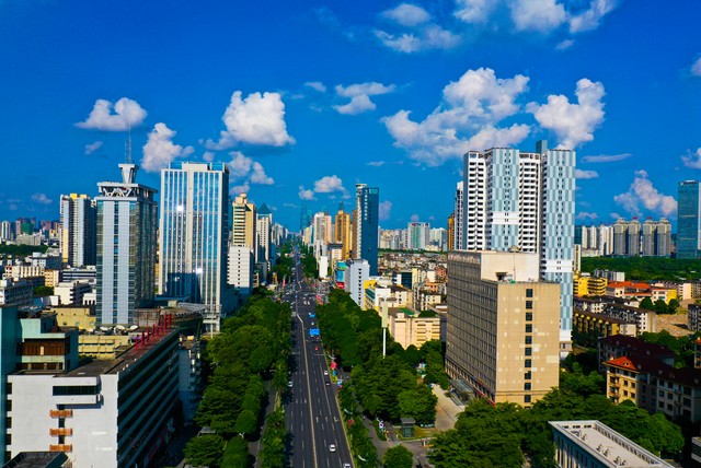 南宁工资7000,在南宁进厂的工资大概是多少