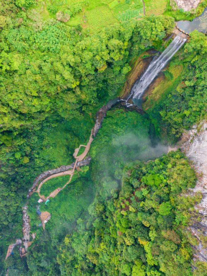 打飞的都要去坐的动车,怎么每站都这么好看
