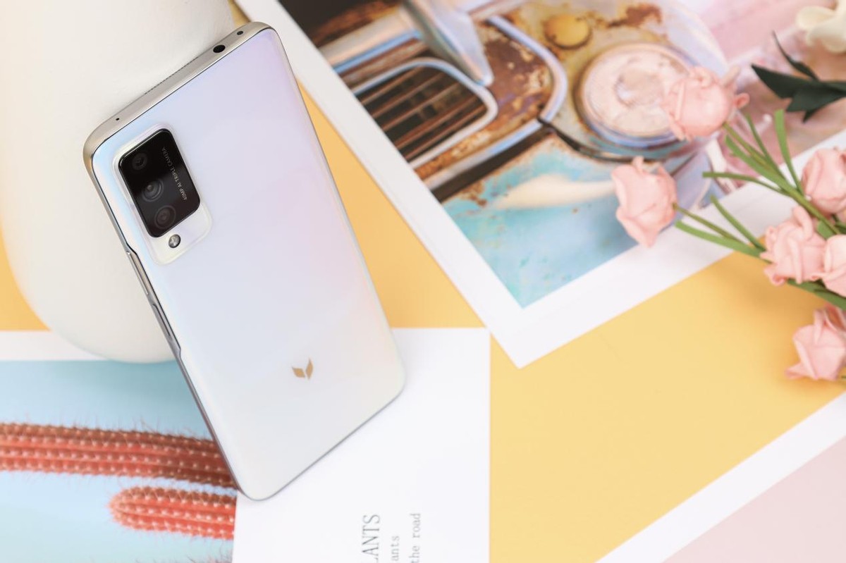 麦芒10和哪款外观一样,麦芒10手机推荐