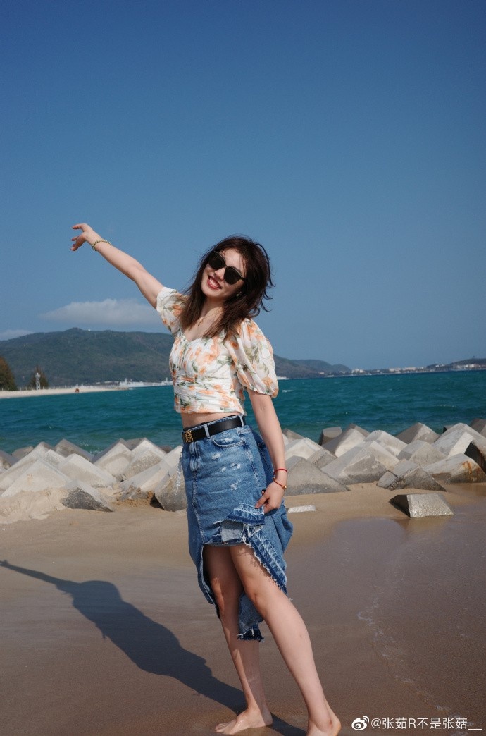 中国女篮王思雨照片好看一点的,徐杰和张茹王思雨身高啥关系