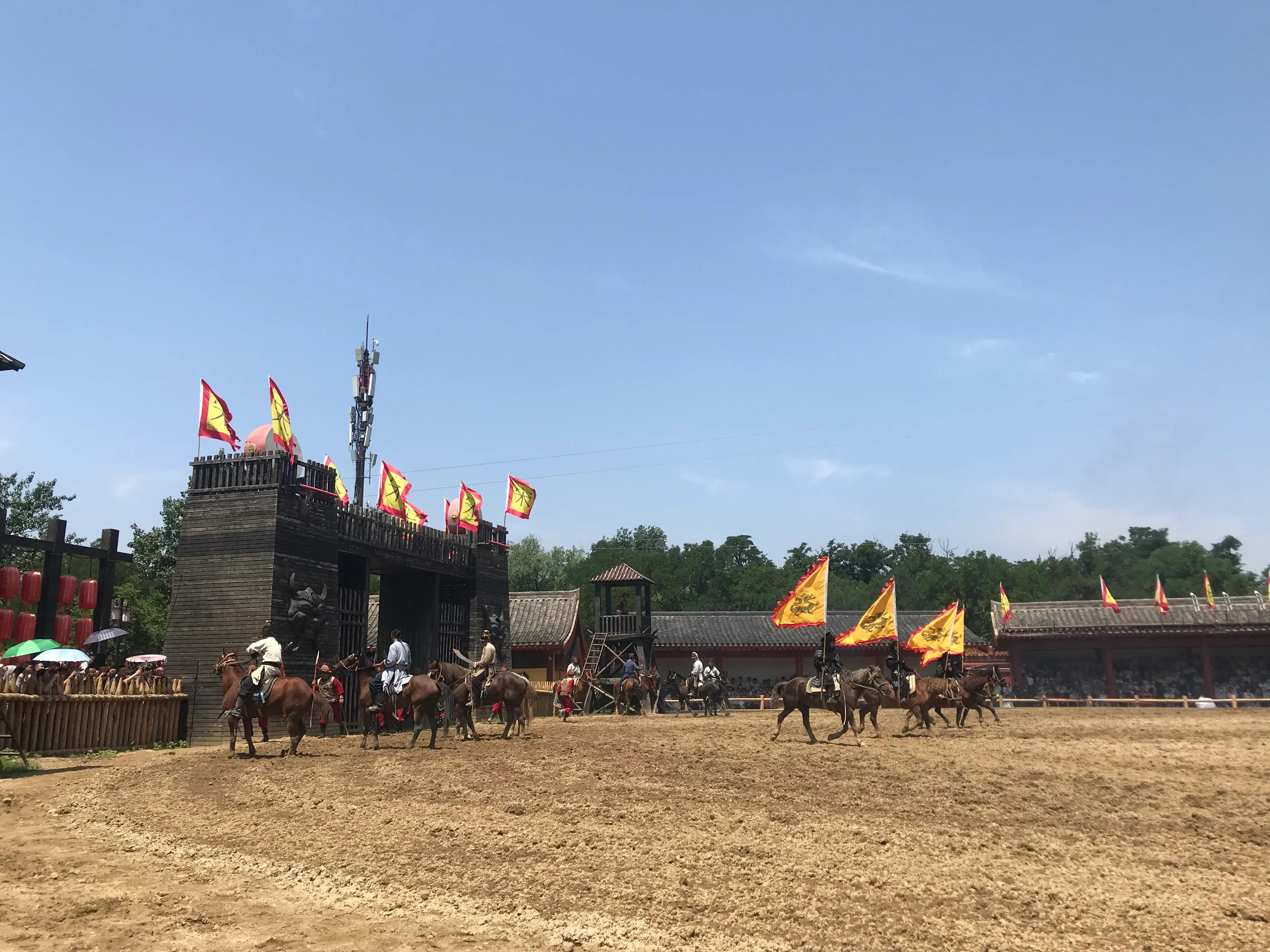 开封清明上河园吃饭攻略,开封四味菜哪家最正宗地址