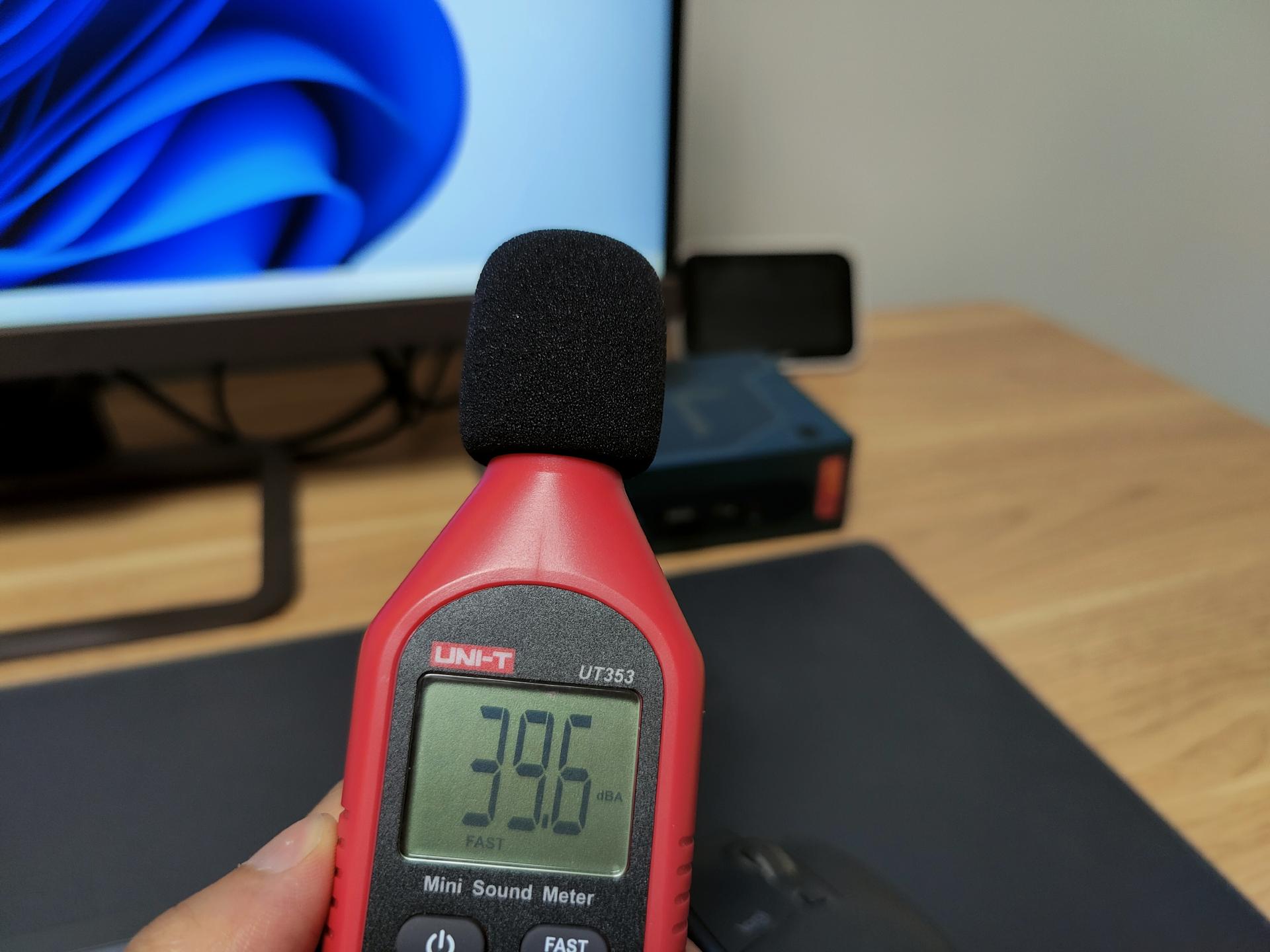 amd锐龙77840hs迷你主机拆解,amd7840h迷你主机显卡测评