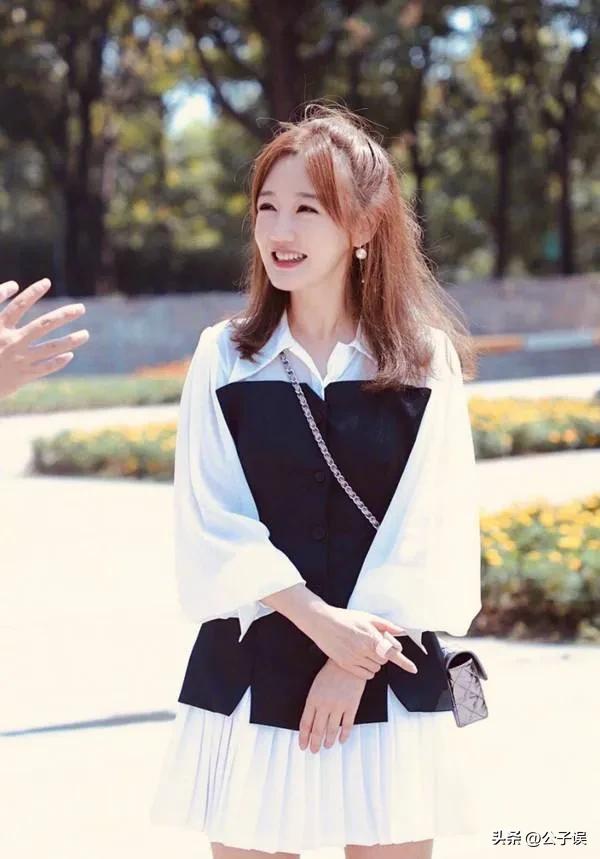 错过胡歌，爱上失业男子郑家尧，嫁林于超，林依晨的情史真曲折