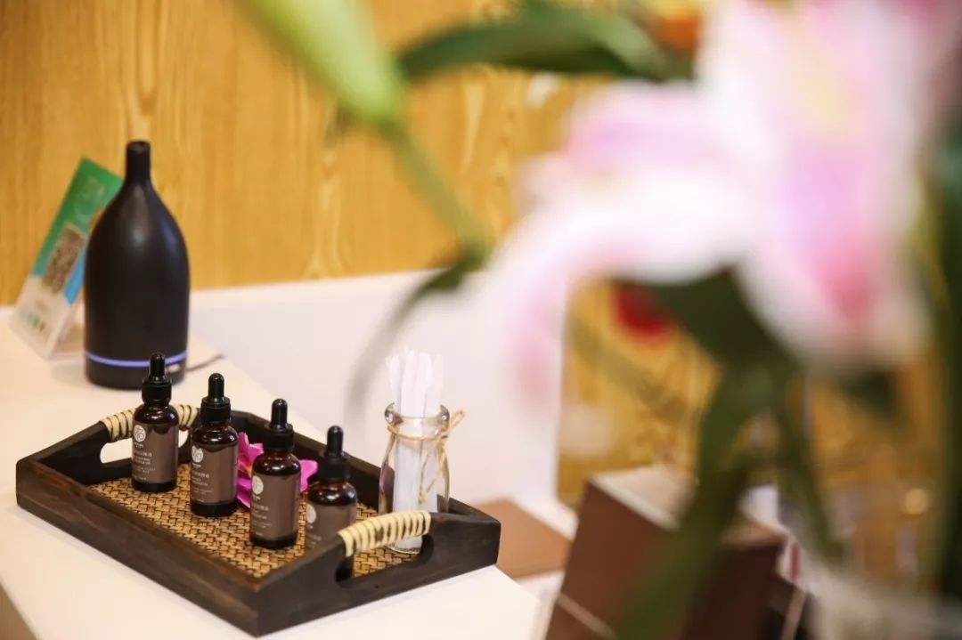 足疗精油spa正规吗,为什么做spa前要洗澡