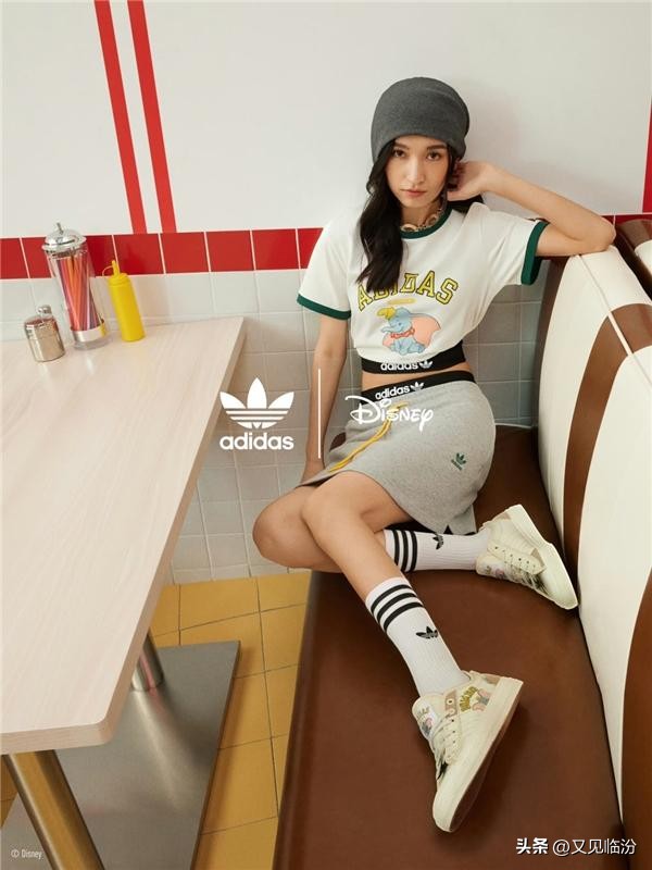 adidas迪士尼联名搭配,adidas迪士尼小飞象鞋子