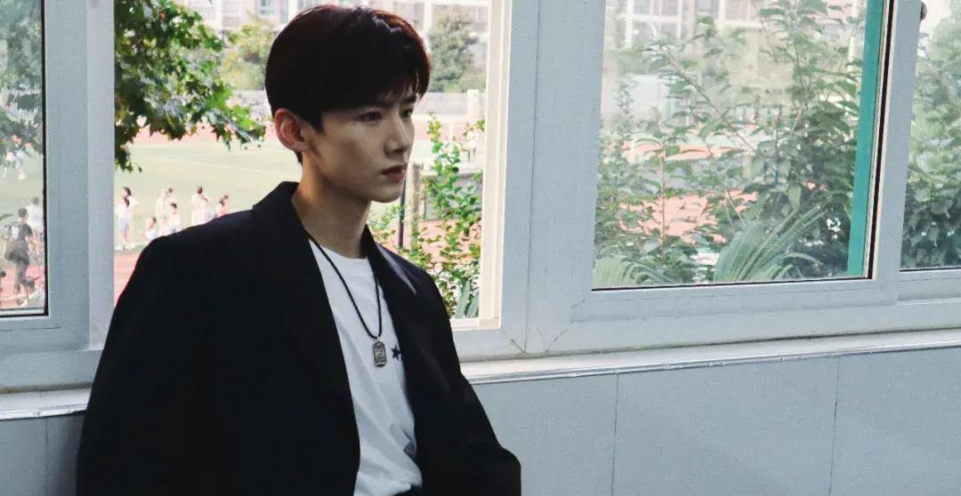 校草脸男星图鉴,男校草图片帅气