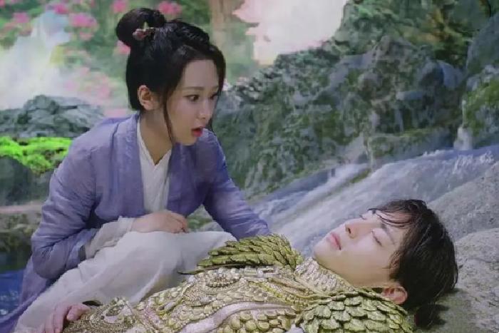 香蜜沉沉烬如霜润玉赏邝露,香蜜沉沉烬如霜锦觅润玉高甜