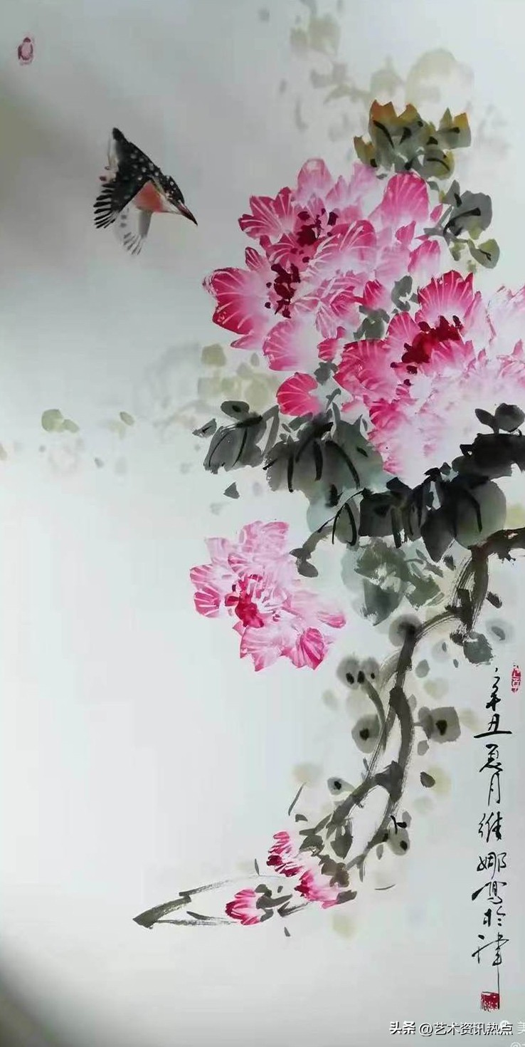 名家推荐|画家李维娜，惟妙惟肖婀娜多姿之芙蓉图