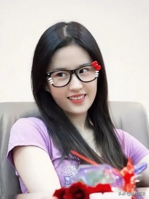 适合大光明发型的脸型,大光明发型适合什么脸型