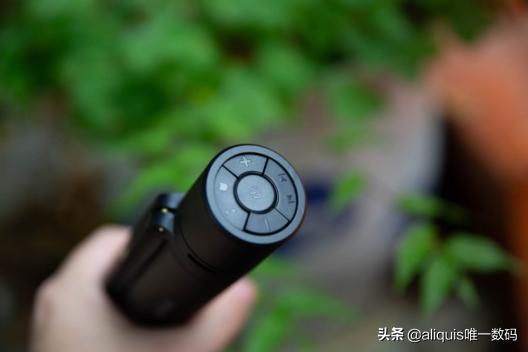 可以当灯光用的手电筒,能当灯的音响