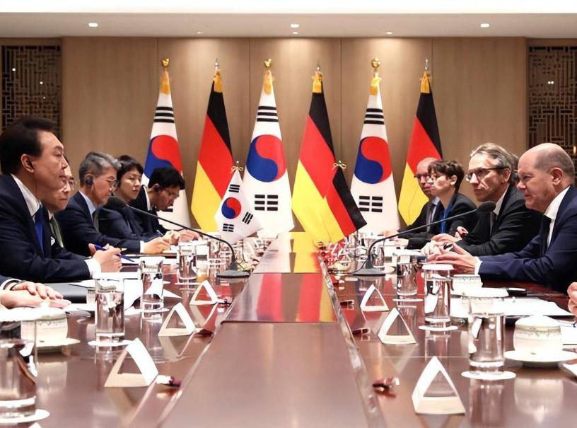 韩国被打疼，请求中国网开一面，尹锡悦询问朔尔茨访华事宜