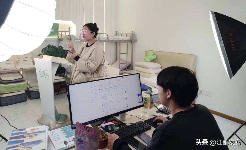 抓住年末的尾巴狂欢,抓住最后的狂欢