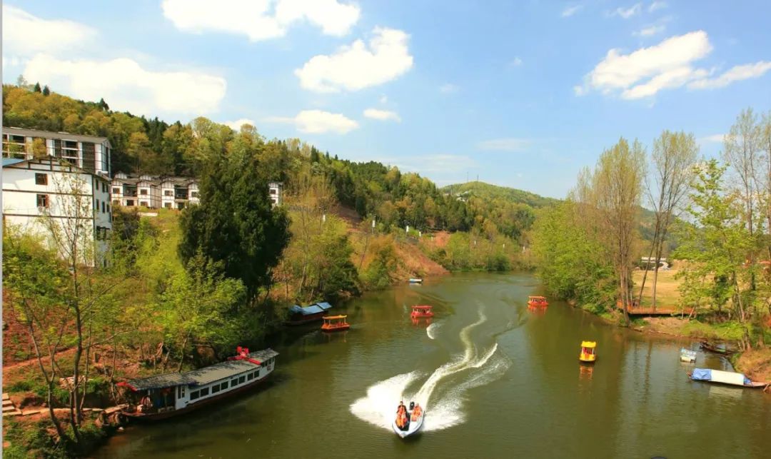 四川五一节四日游小众旅游地点,暑假四川旅游3-4天攻略最佳线路