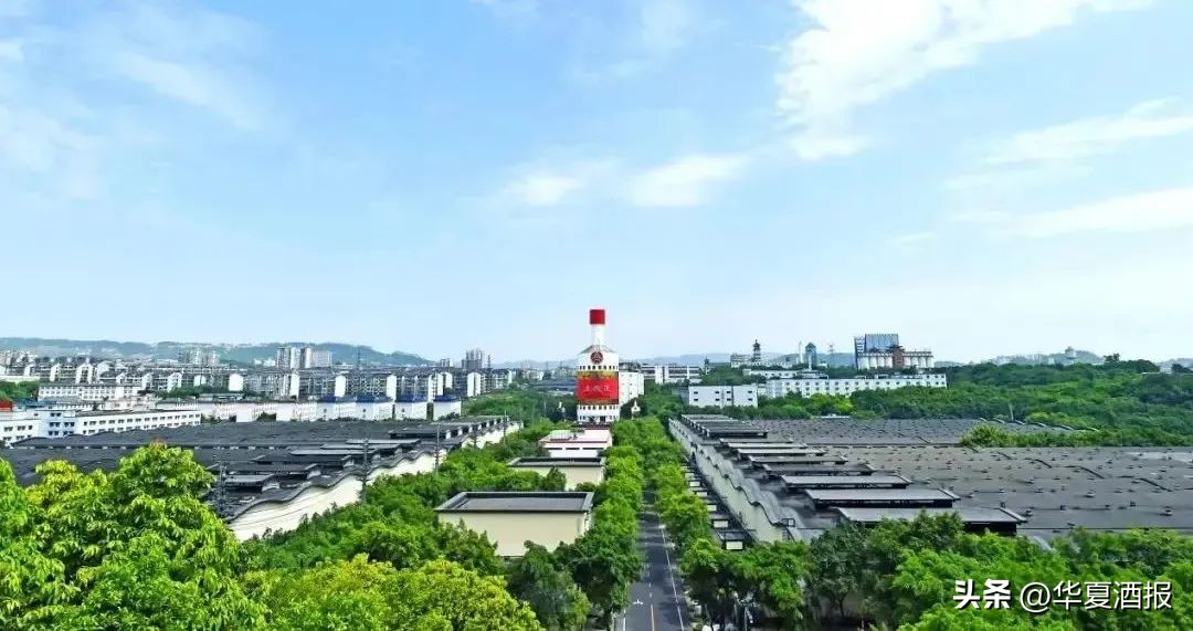 宜宾为什么被叫大宜宾,宜宾五粮液品种52度浓香