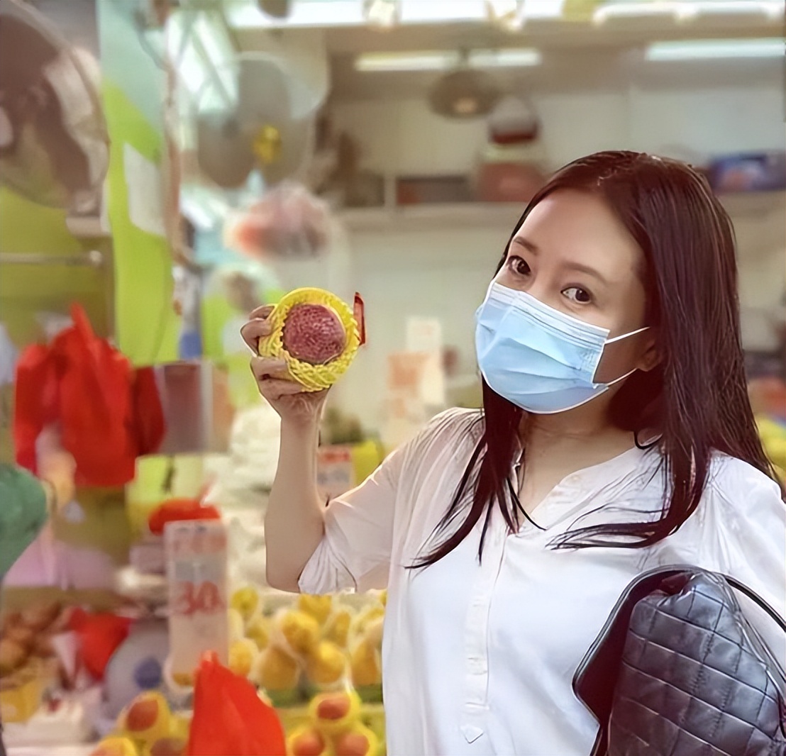 从“最惨*星艳**”到“上岸者”：曾经的香港绝色，如今怎样了？