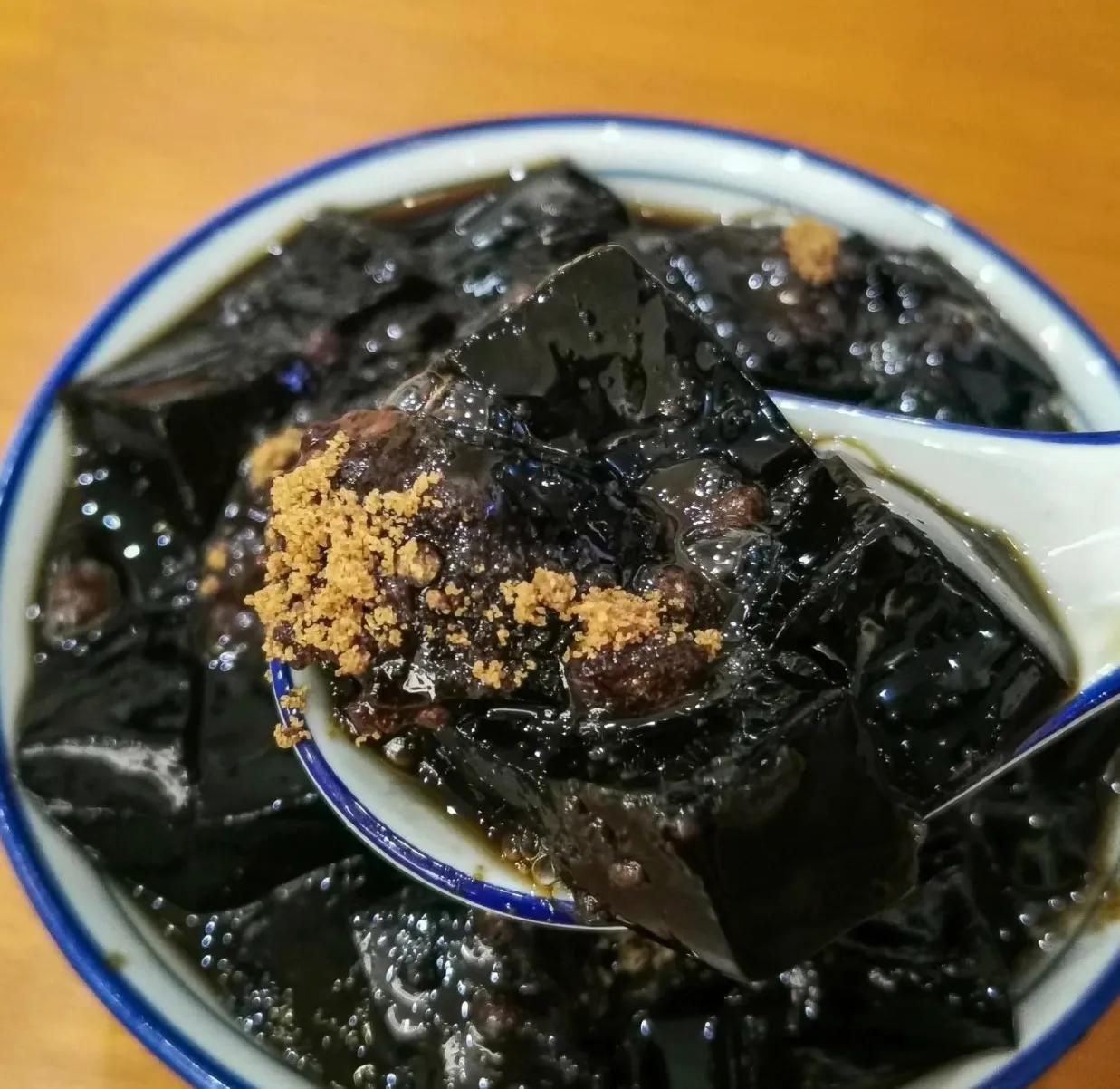 潮汕小吃草粿的详细做法,自助潮汕草粿