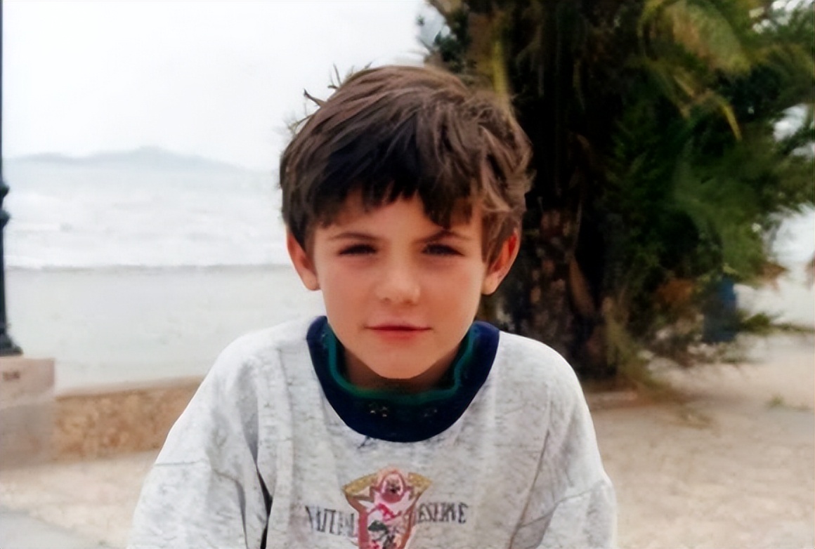 足坛明星小孩,足坛球星萌娃视频