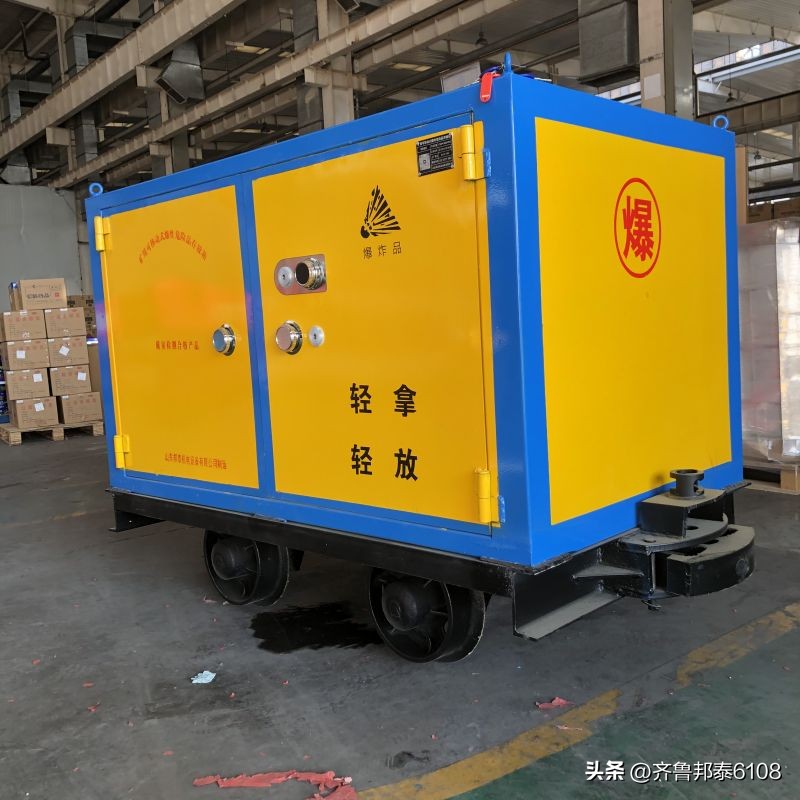 怎么选择有轨*药炸**车，矿上为什么需要轨道*药炸**运输车