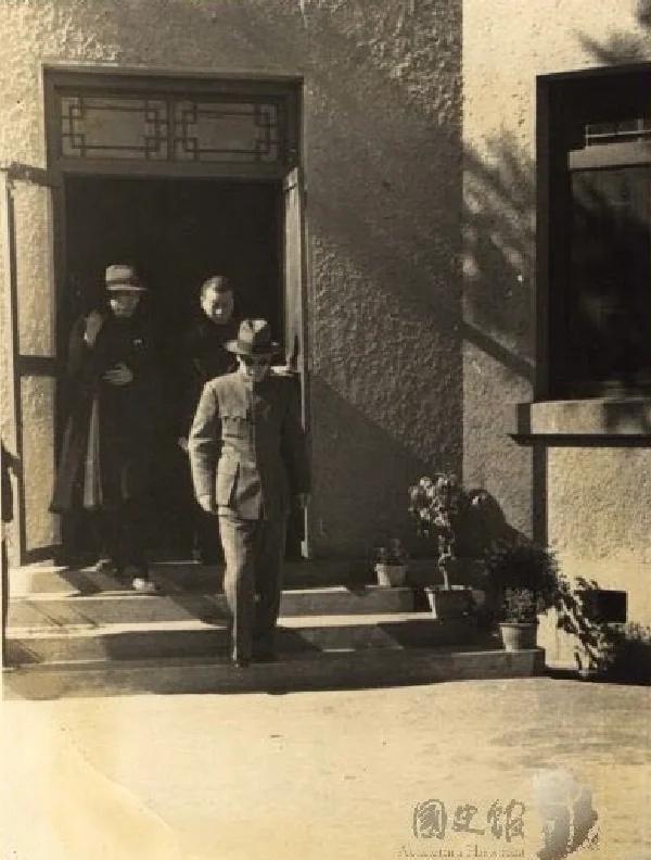 日军在湖南省武冈的暴行,日军闯入村庄暴行视频