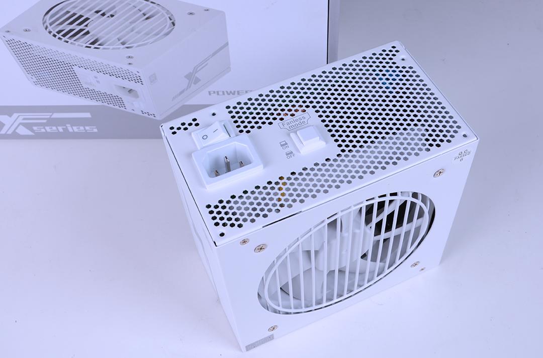 mini机箱装机配置推荐,12代i5迷你机箱组装