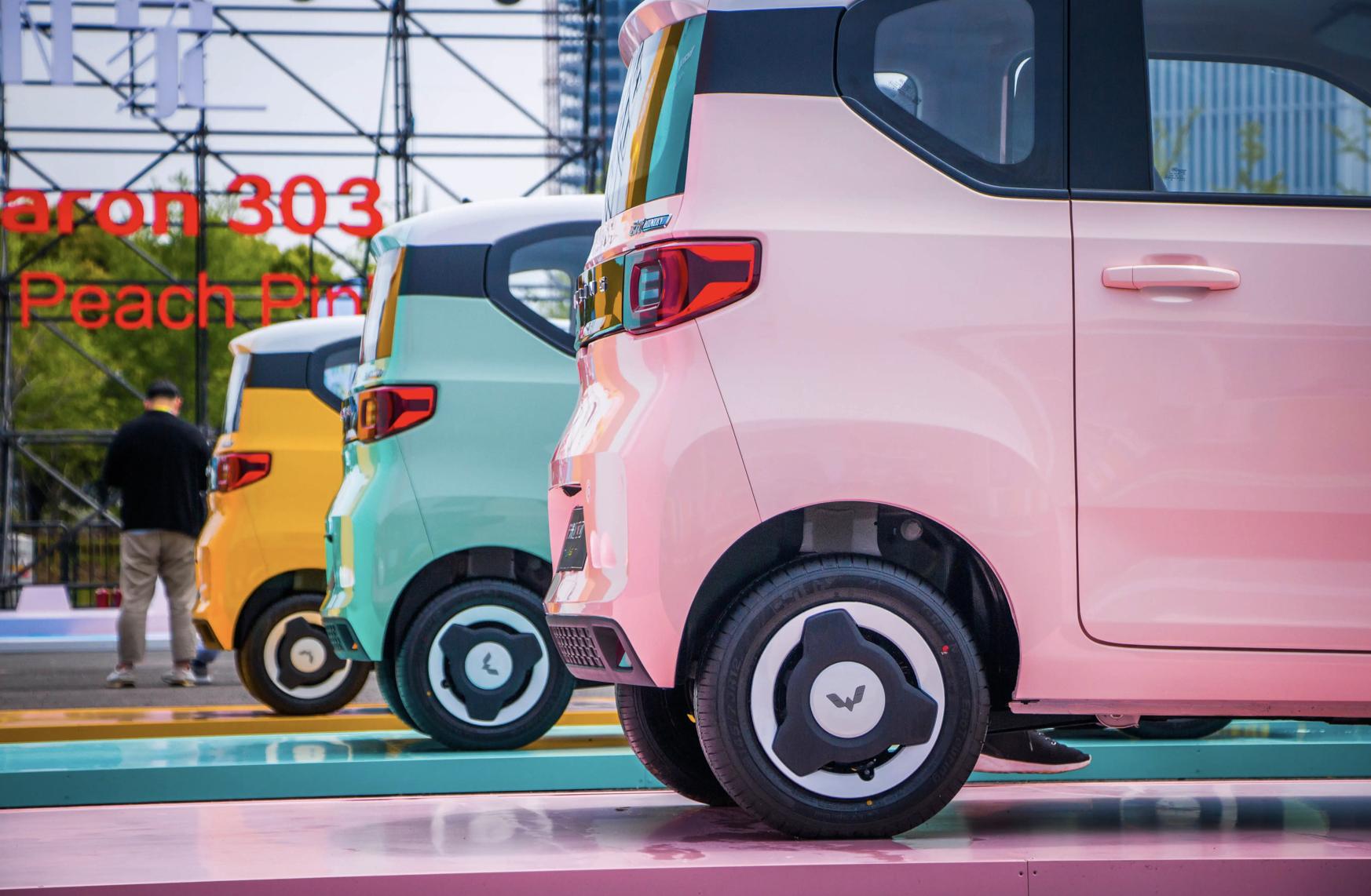 五菱宏光miniev电动汽车安全吗,五菱宏光miniev速度被限制