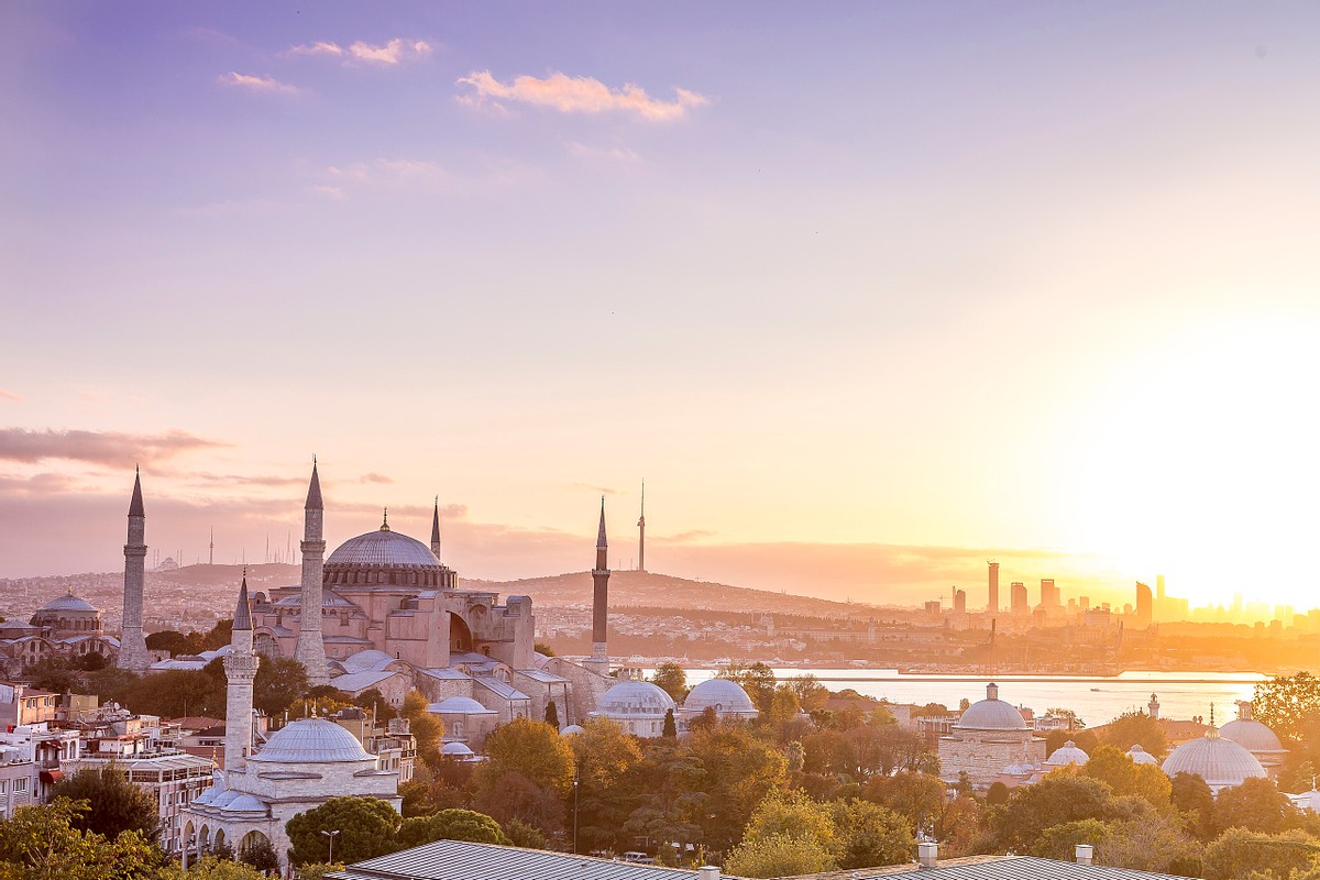 「联鸿移民」拥有土耳其身份的独特优势：英美双跳板！