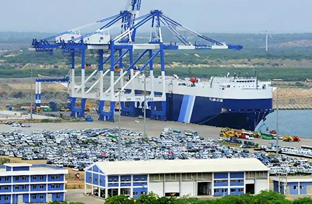 两艘美舰过航台湾海峡新闻评述,台媒报道美舰过航台湾海峡