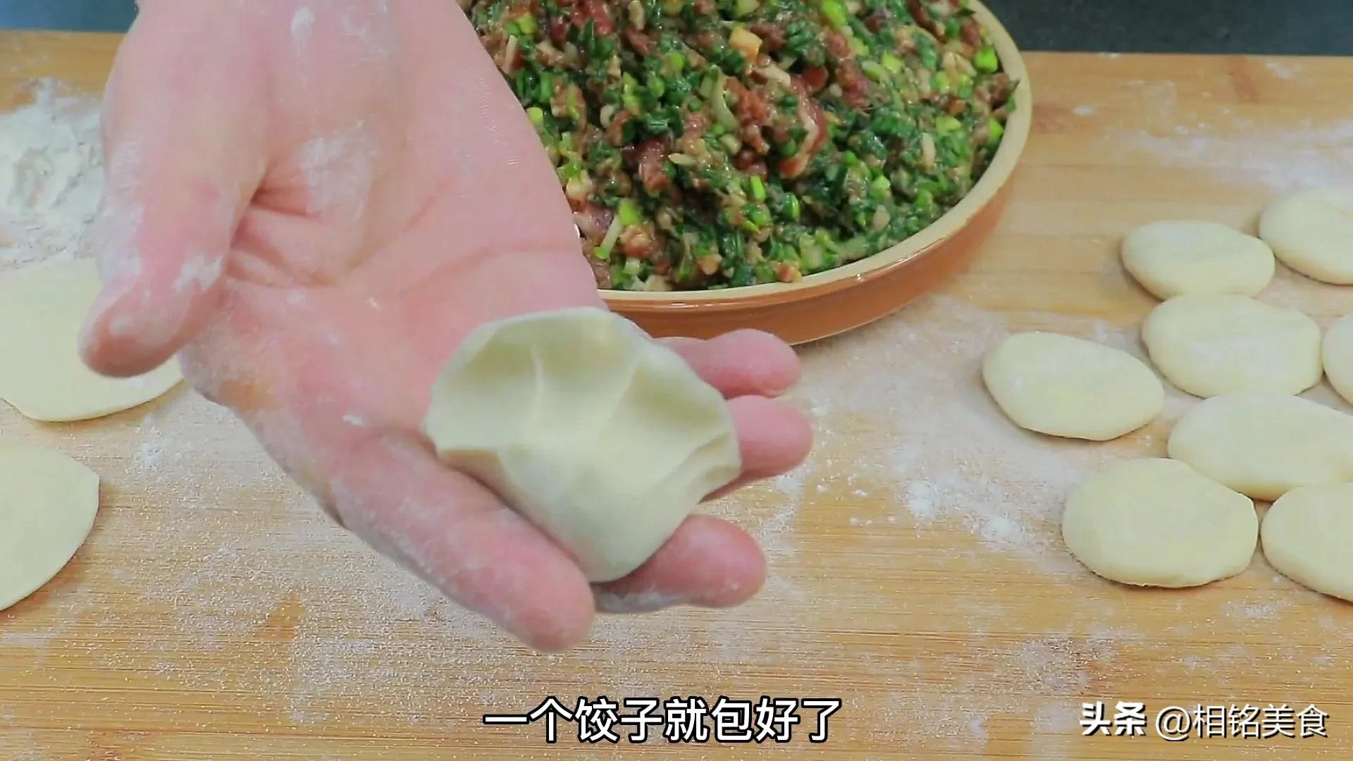 羊肉馅饺子怎么调馅不腥不膻,羊肉饺子馅咋调味不散