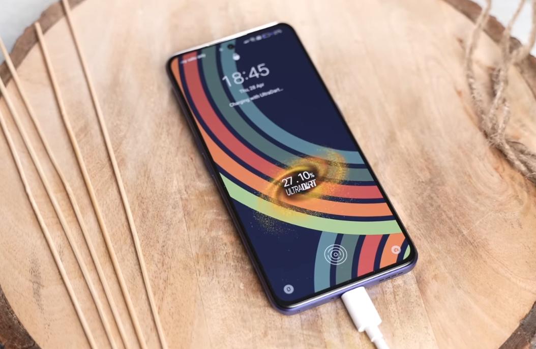 1749元满足“五年”用机需求，12GB+256GB+80W+IMX766，跑分80万