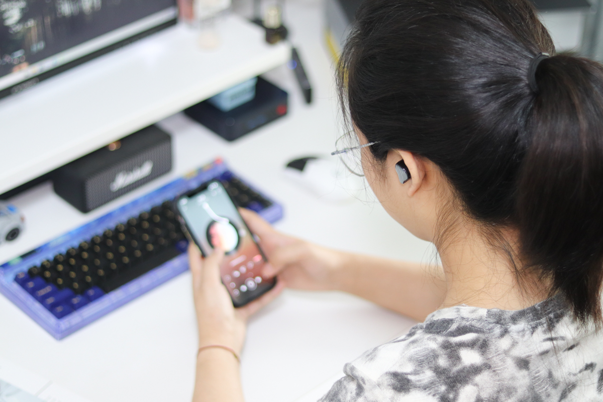 惠威AW-75耳机试听,惠威蓝牙耳机aw-85怎么样