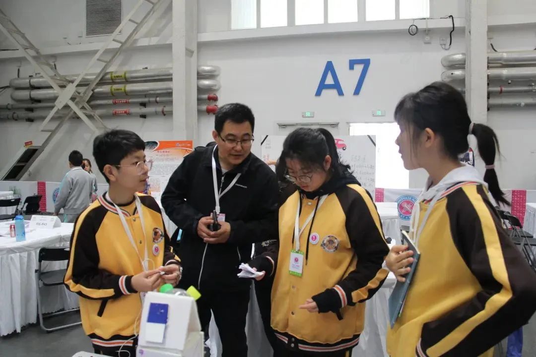 带你看看高端大气的学校,带你认识清华