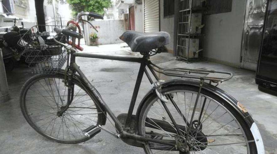 “凤凰牌”自行车作为时代的产物，至今没消失，它在我国什么地位？