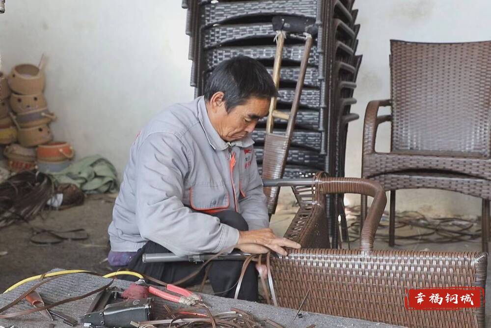 逐梦新钢城·昂扬再出发丨区残联“温暖答卷”:让残疾人共沐雨露阳光