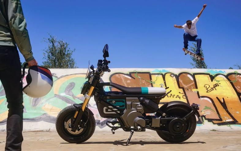 宝马ce02怎么买,宝马ce04电动车多少钱