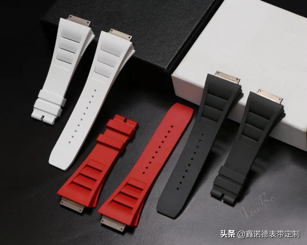 尼龙和氟橡胶表带哪个更好,氟橡胶表带和真皮表带哪个更好