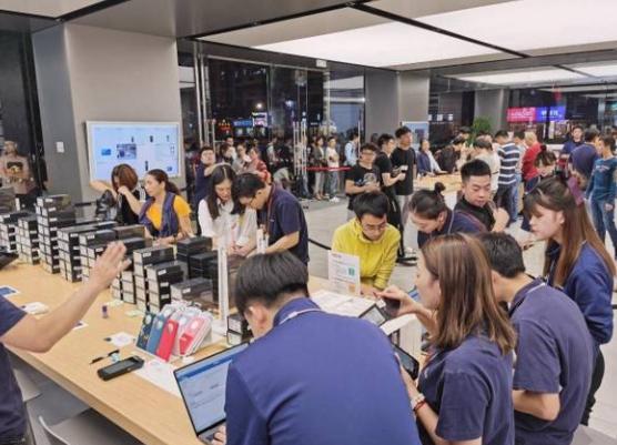 网上买手机和实体店买手机的区别,网上手机和实体店手机质量一样吗