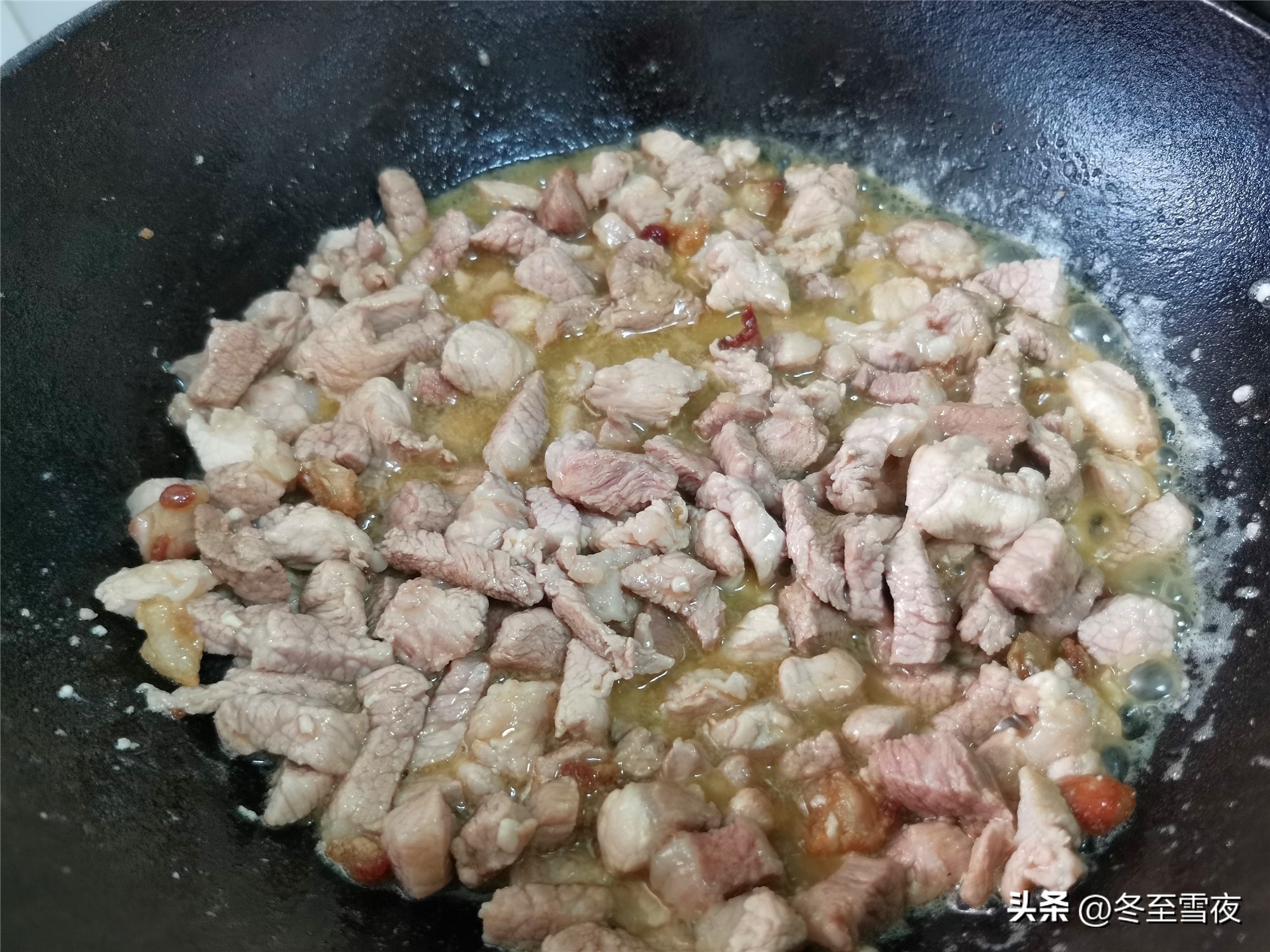 教你在家学做豆角包子馅,吃包子搭配什么肉菜