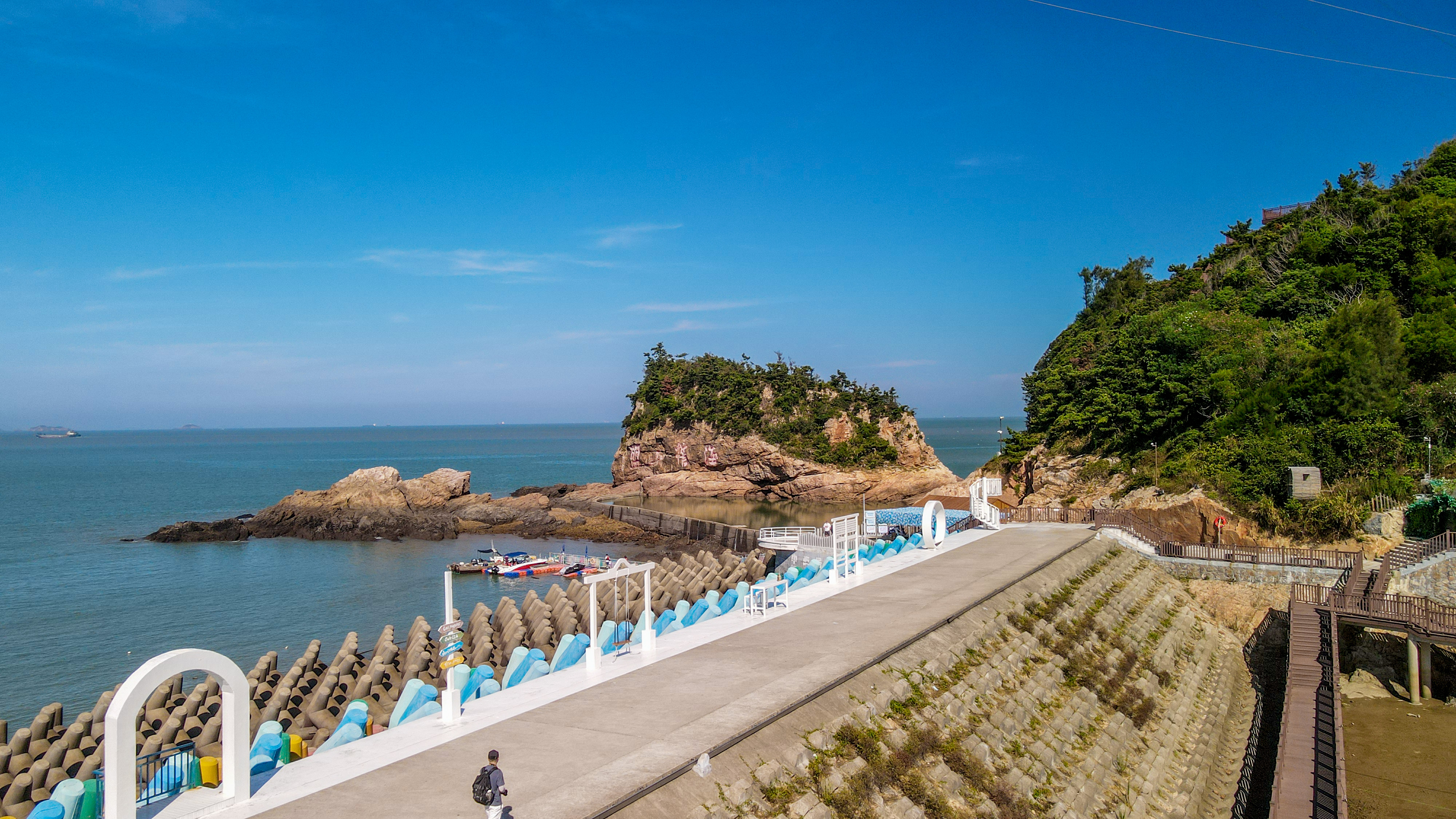 洱海石洞拍照,洞头小洱海天空之镜